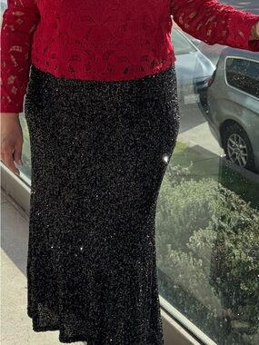 Black Sequin Pencil Skirt - Women